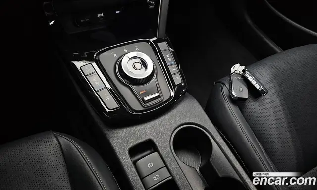 Kia Seltos 2025 1.6 автомат (гидро), миниатюра 12