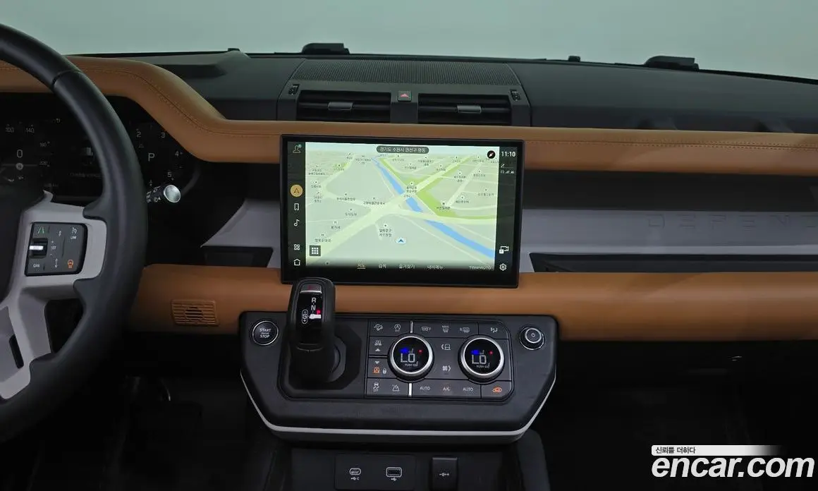 Land Rover Defender 2024 3.0 автомат (гидро), фото 20