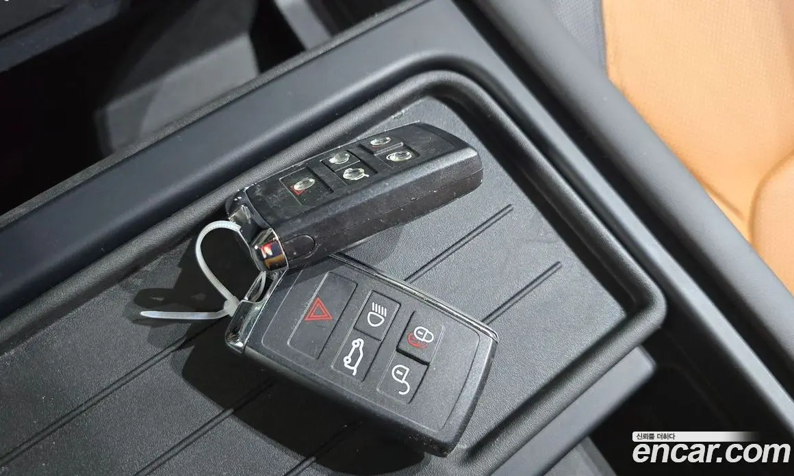 Land Rover Defender 2024 3.0 автомат (гидро), фото 32