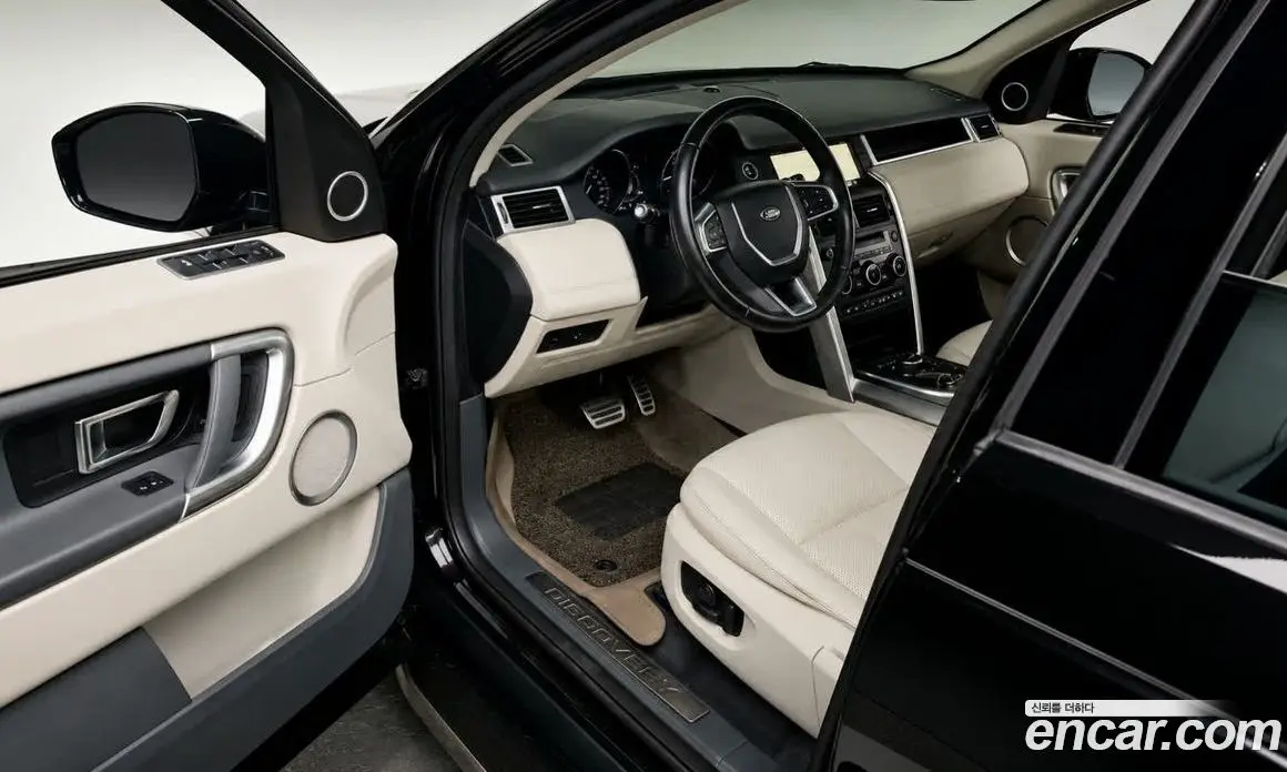 Land Rover Discovery Sport 2017 2.0 автомат (гидро), фото 11