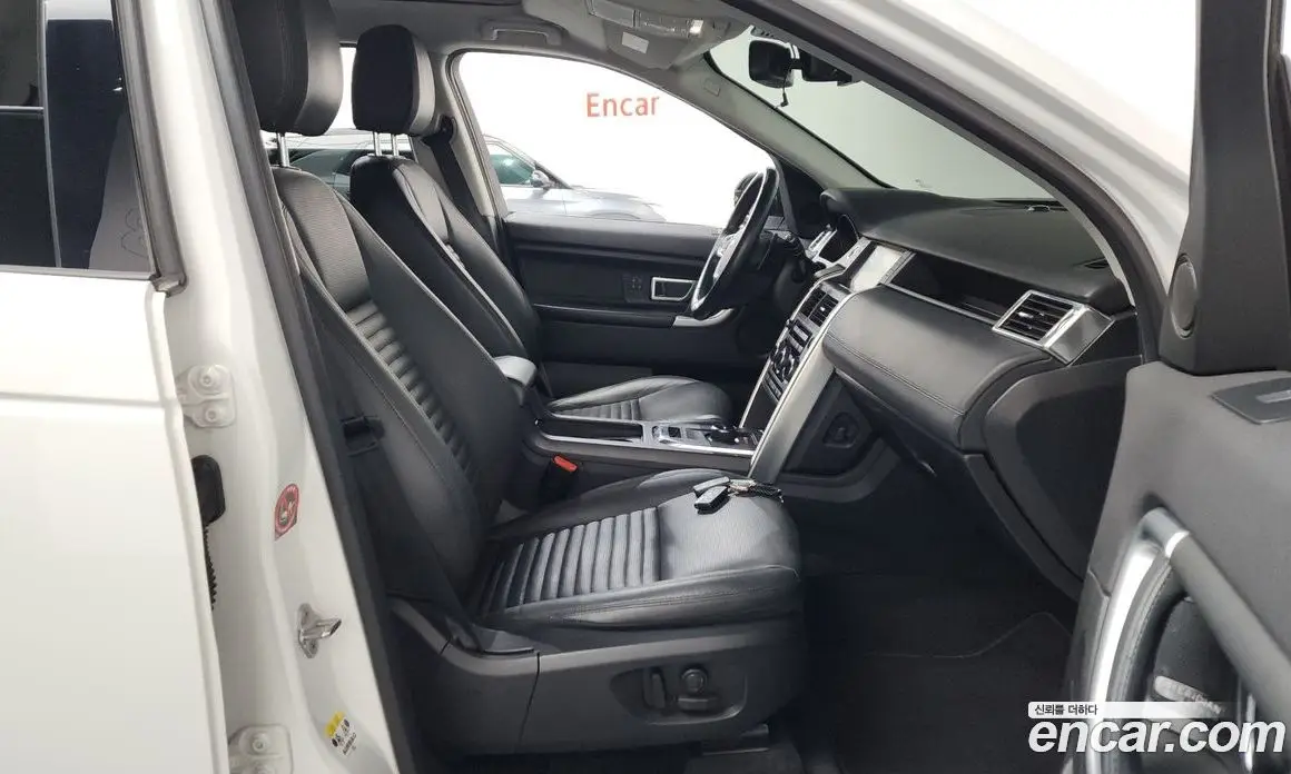 Land Rover Discovery Sport 2018 2.0 автомат (гидро), фото 16