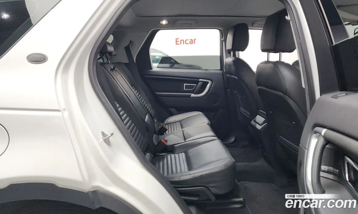 Land Rover Discovery Sport 2018 2.0 автомат (гидро), фото 17