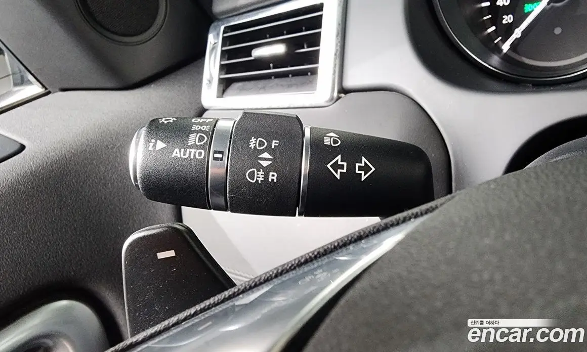 Land Rover Discovery Sport 2018 2.0 автомат (гидро), фото 34