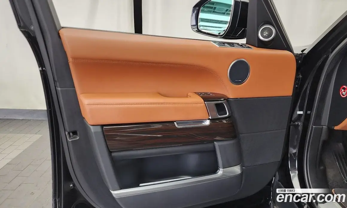 Land Rover Range Rover 2017 4.4 автомат (гидро), фото 14