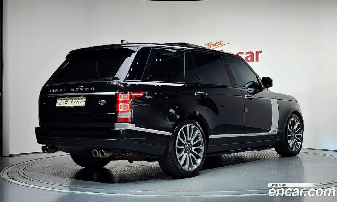 Land Rover Range Rover 2017 4.4 автомат (гидро), фото 4