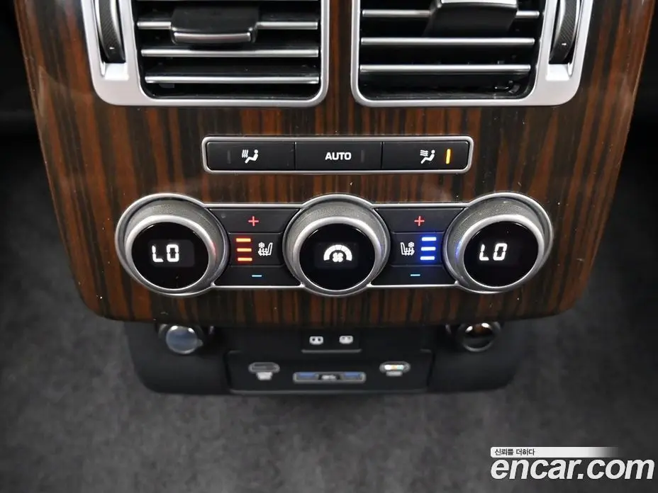 Land Rover Range Rover 2017 4.4 автомат (гидро), фото 36