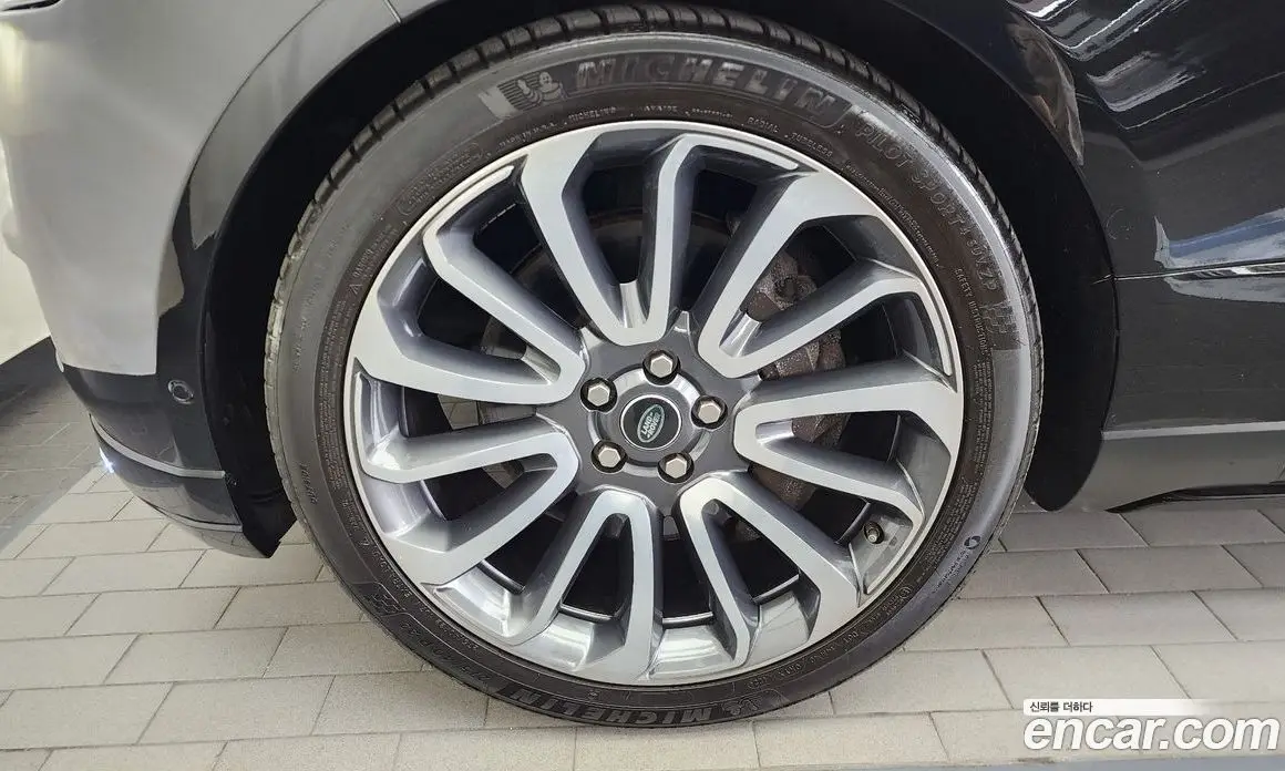 Land Rover Range Rover 2017 4.4 автомат (гидро), фото 5