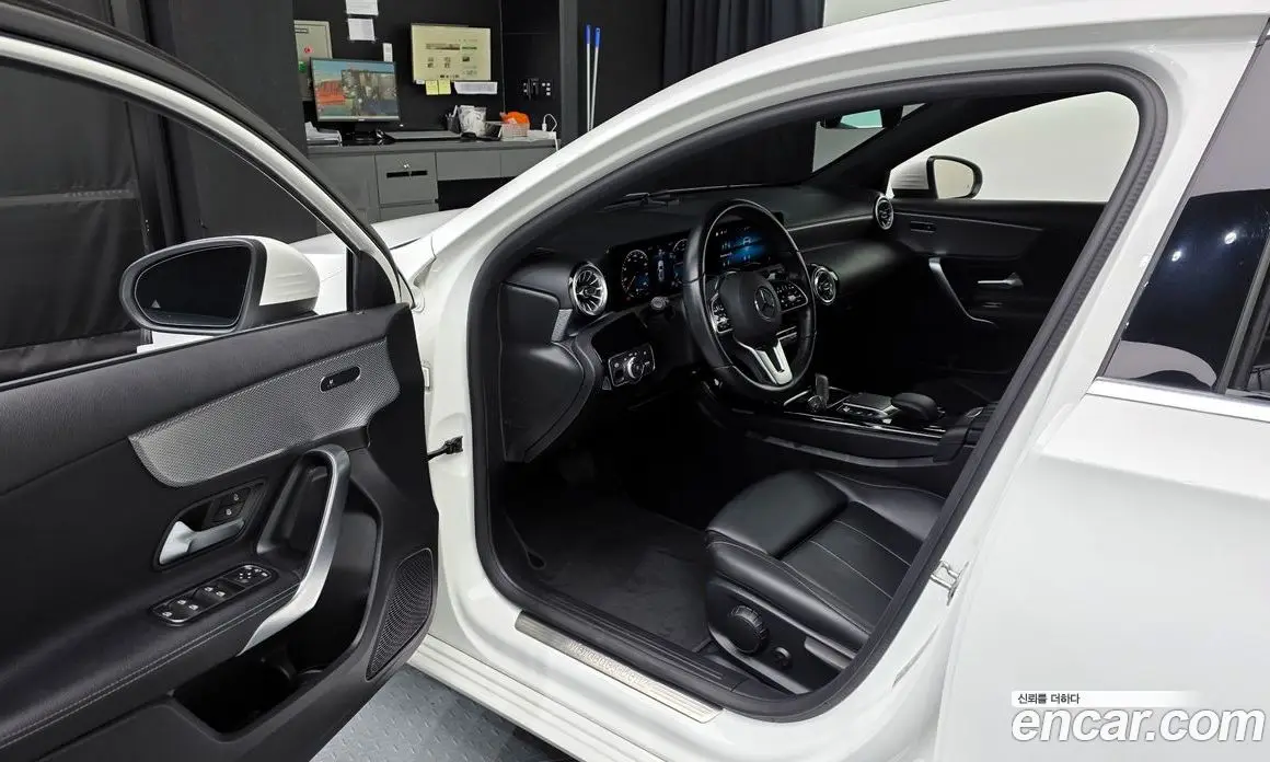 Mercedes-Benz A-Class 2022 2.0 автомат (гидро), фото 10 Mercedes-Benz A-Class 2022 2.0 автомат (гидро), фото 10
