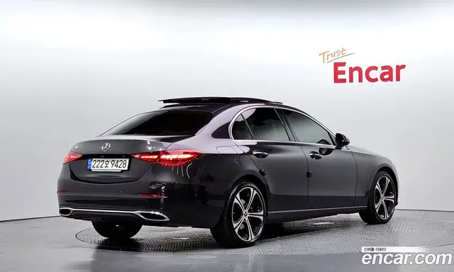 Mercedes-Benz C-Class 2023 2.0 автомат (гидро), миниатюра 2