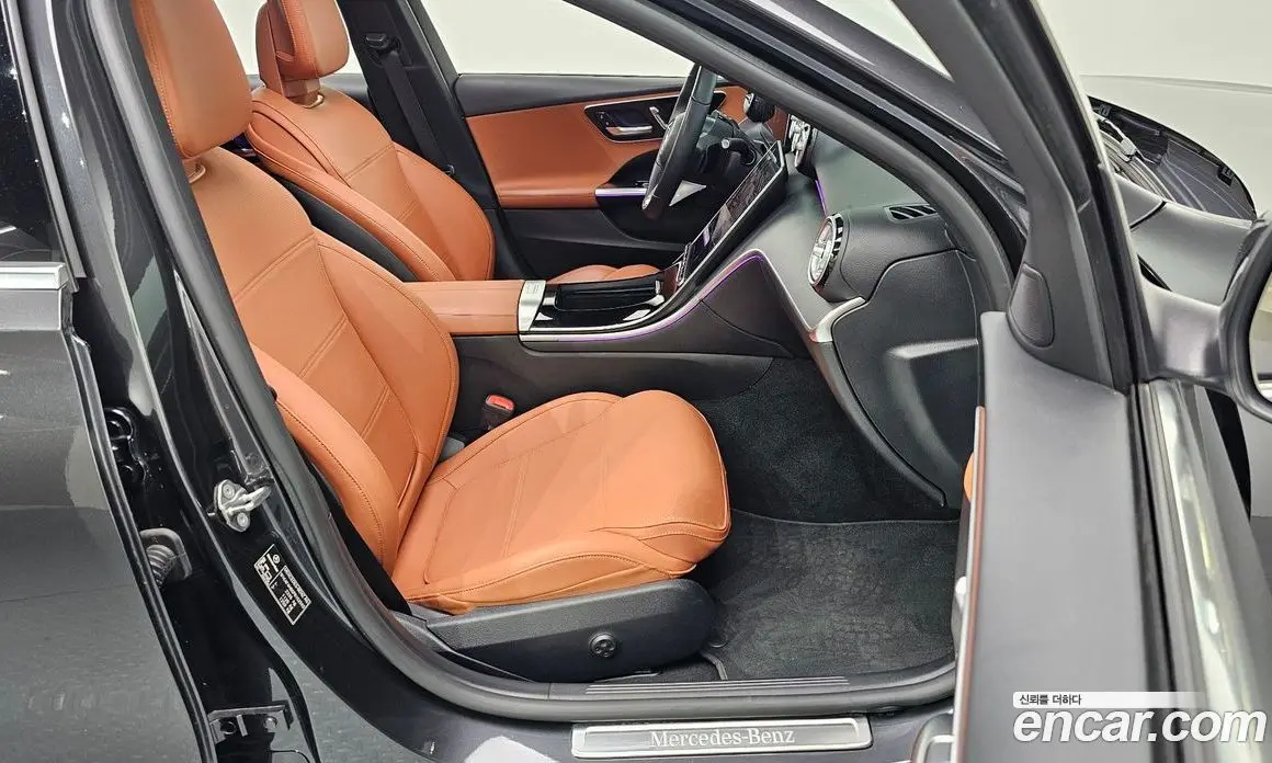 Mercedes-Benz C-Class 2023 2.0 автомат (гидро), фото 13