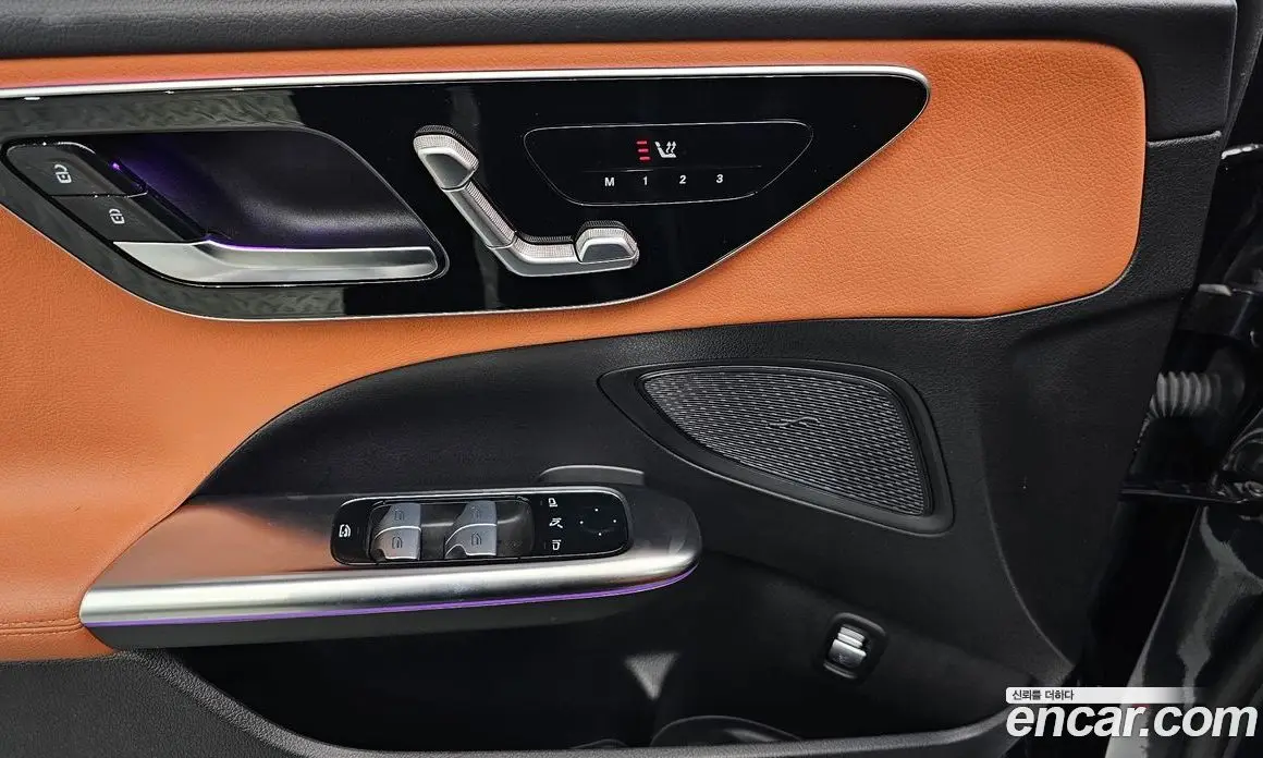 Mercedes-Benz C-Class 2023 2.0 автомат (гидро), фото 24