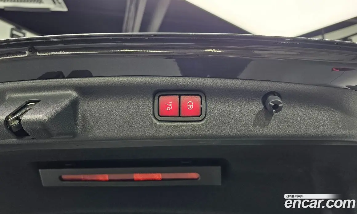 Mercedes-Benz C-Class 2023 2.0 автомат (гидро), фото 26