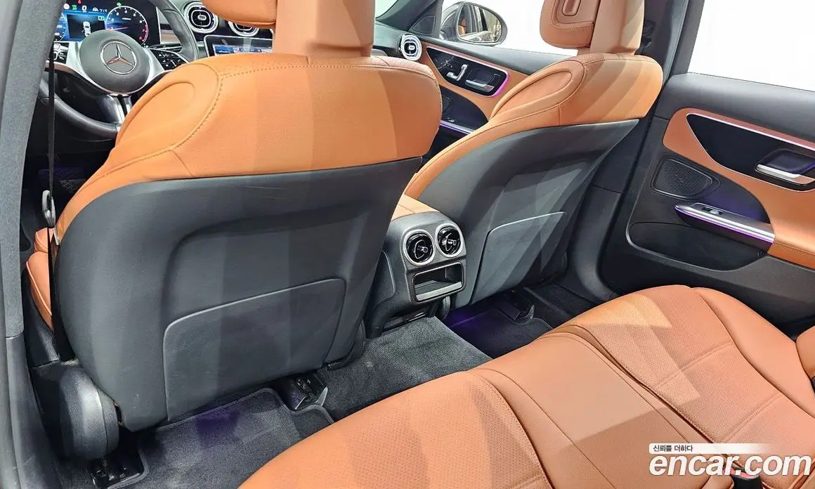 Mercedes-Benz C-Class 2023 2.0 автомат (гидро), фото 28