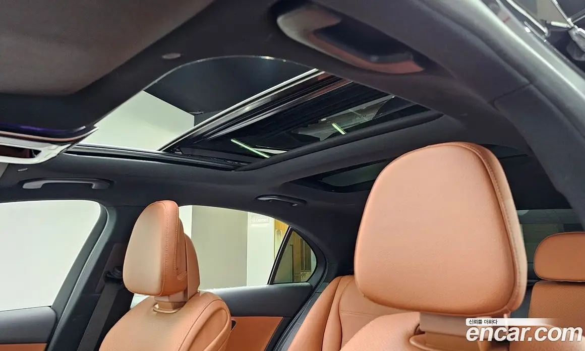 Mercedes-Benz C-Class 2023 2.0 автомат (гидро), фото 29