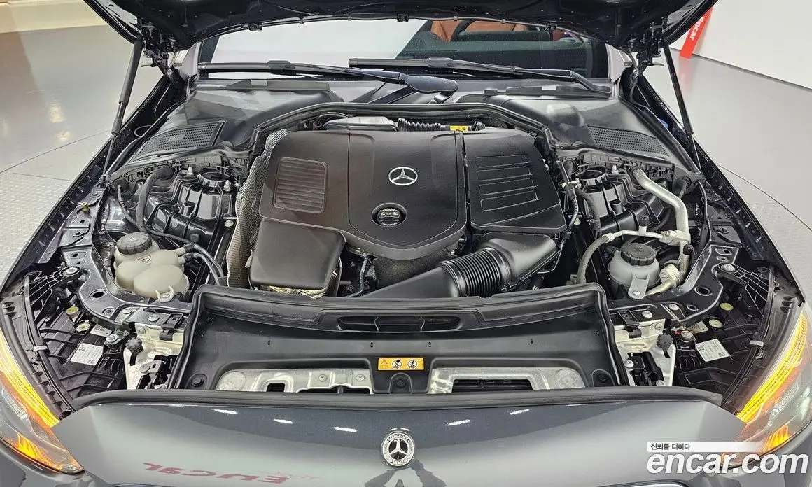 Mercedes-Benz C-Class 2023 2.0 автомат (гидро), фото 6