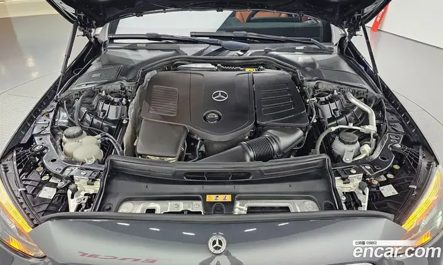 Mercedes-Benz C-Class 2023 2.0 автомат (гидро), миниатюра 6