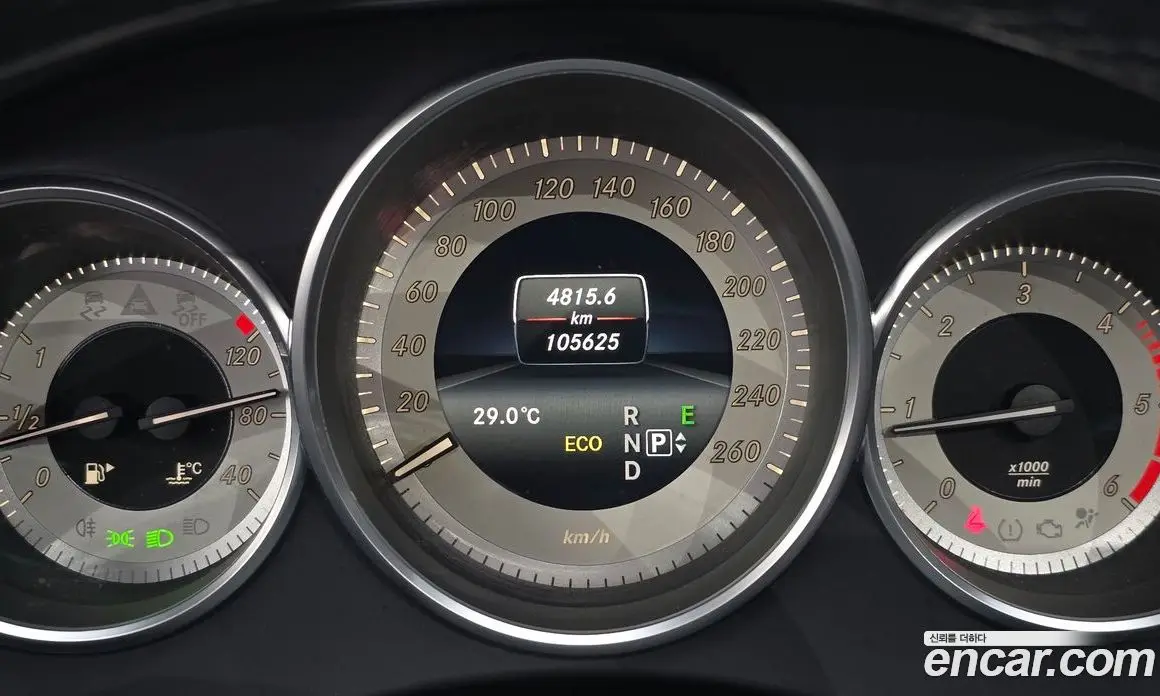 Mercedes-Benz CLS-Class 2016 2.1 автомат (гидро), фото 10