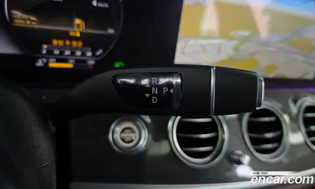 Mercedes-Benz E-Class 2019 3.0 автомат (гидро), миниатюра 9