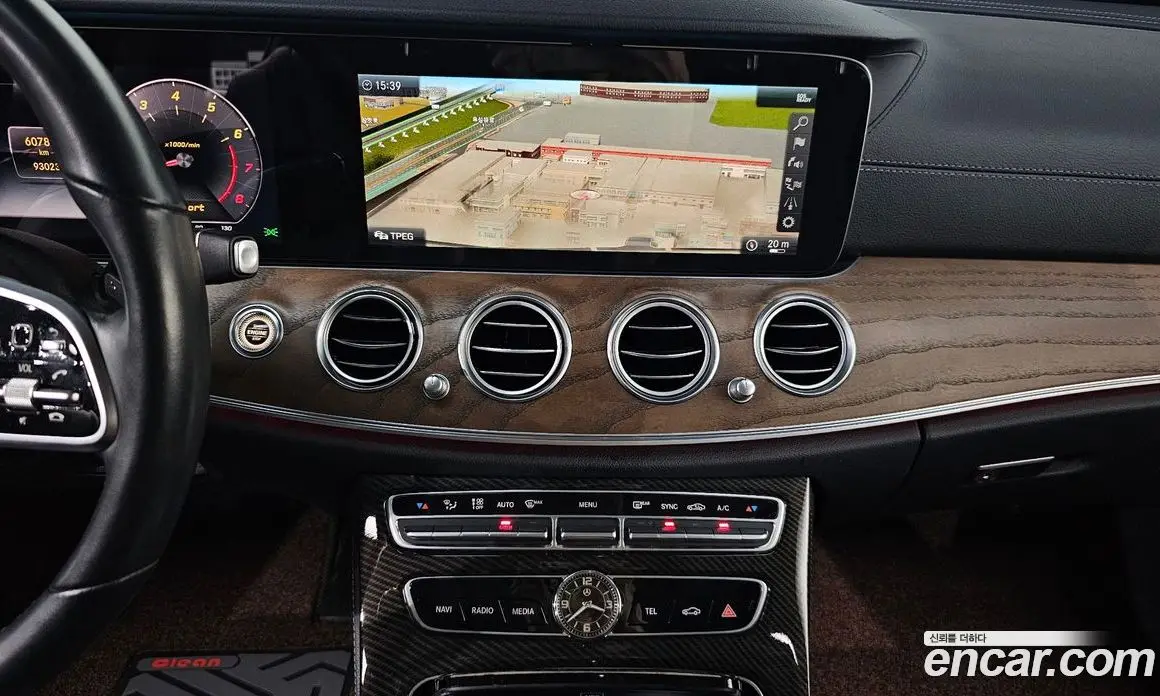 Mercedes-Benz E-Class 2019 2.0 автомат (гидро), фото 19