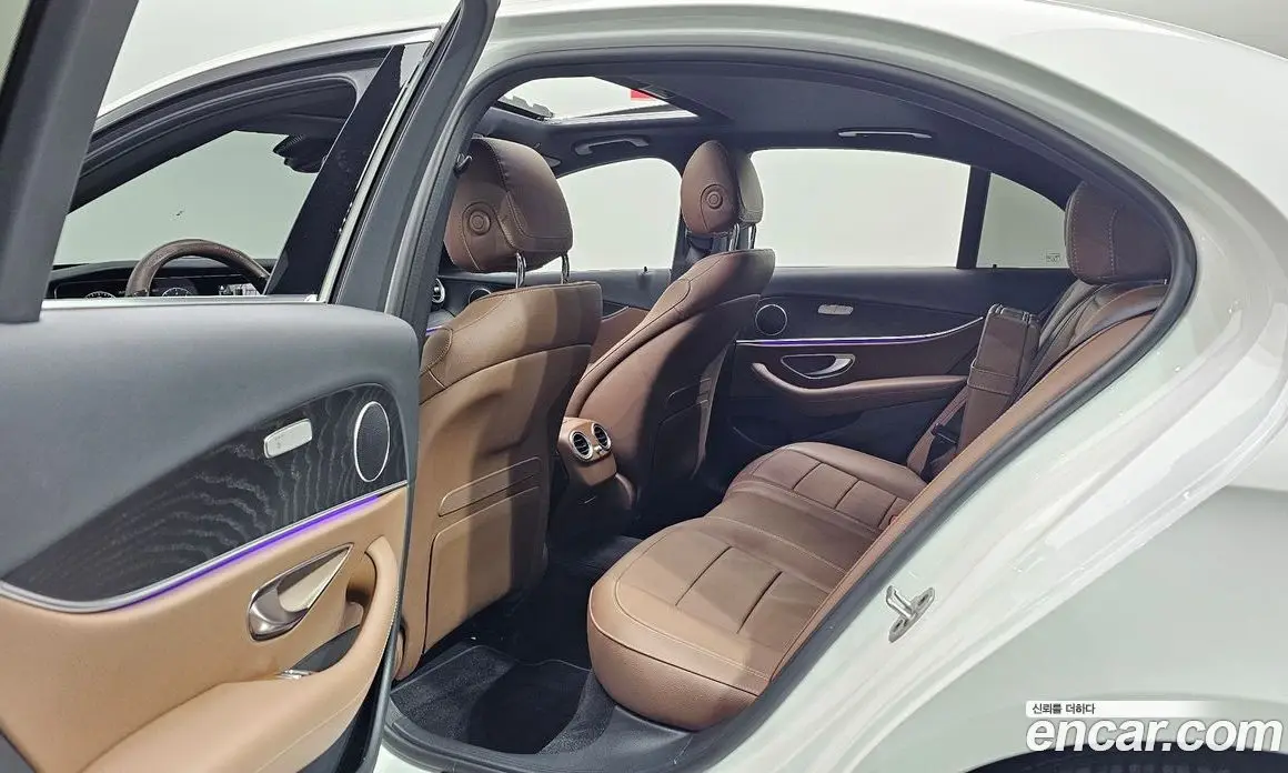 Mercedes-Benz E-Class 2021 2.0 автомат (гидро), фото 17