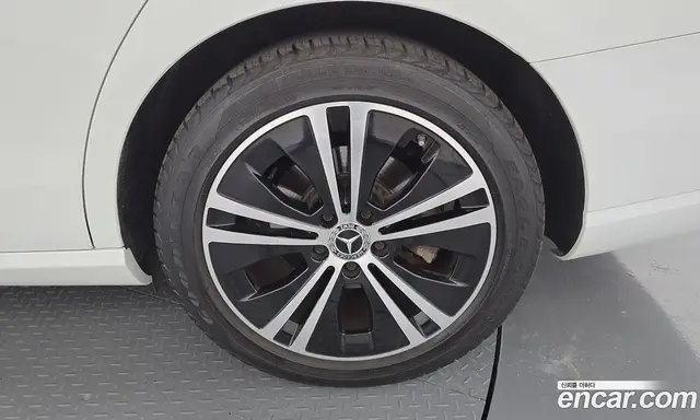 Mercedes-Benz E-Class 2021 2.0 автомат (гидро), миниатюра 7
