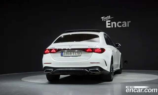 Mercedes-Benz E-Class 2024 2.0 автомат (гидро), миниатюра 4