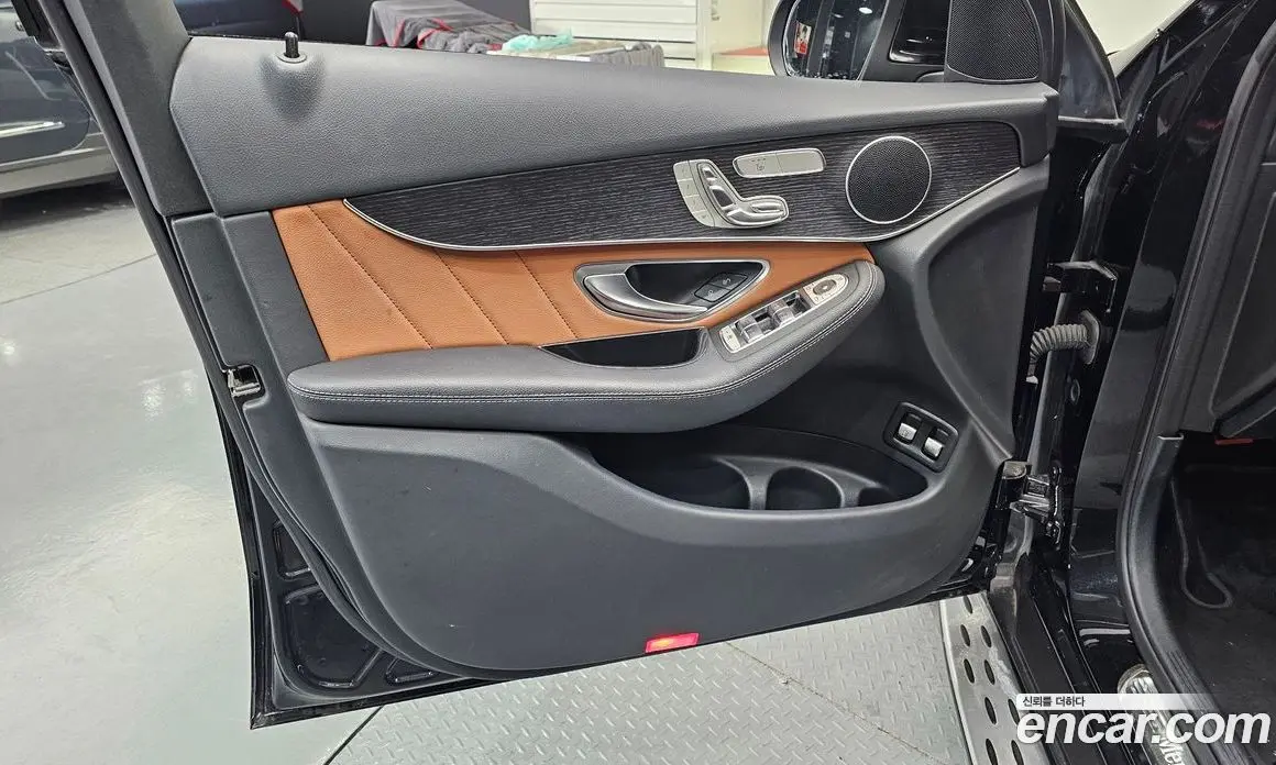 Mercedes-Benz GLC-Class 2021 2.0 автомат (гидро), фото 14
