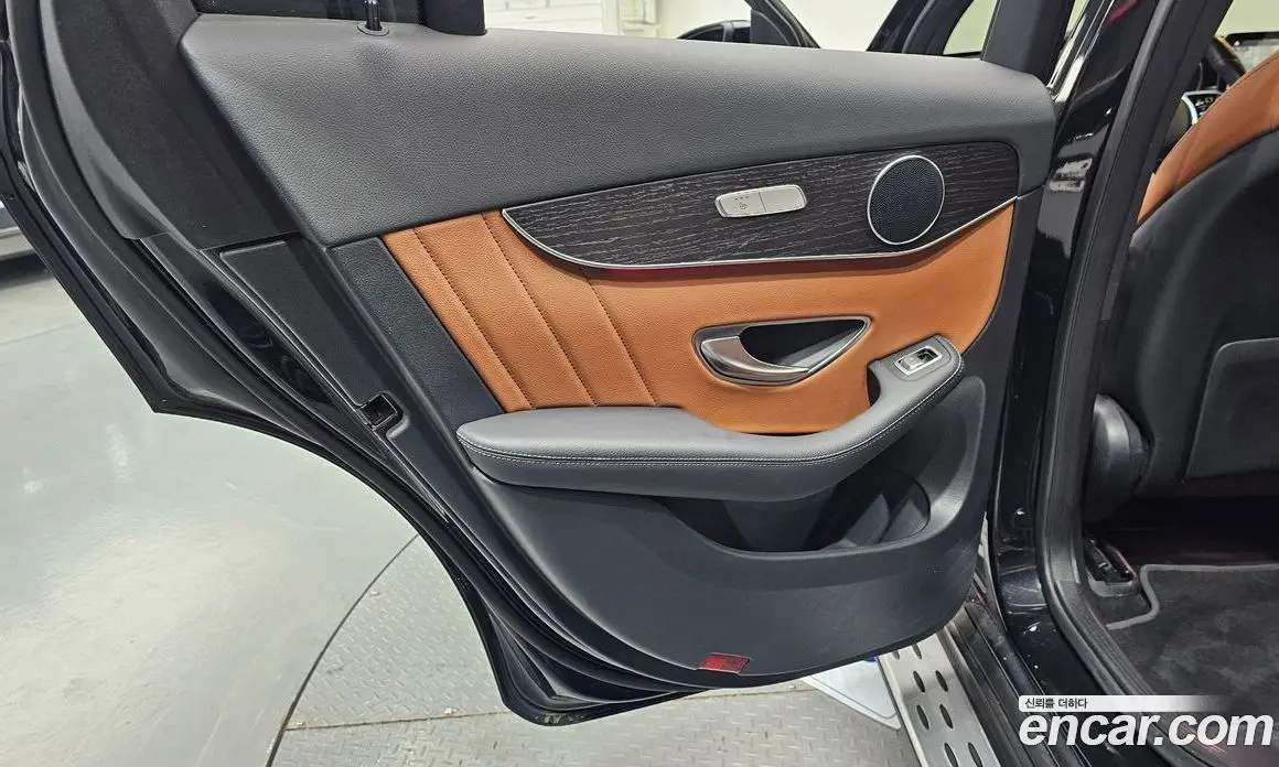 Mercedes-Benz GLC-Class 2021 2.0 автомат (гидро), фото 15