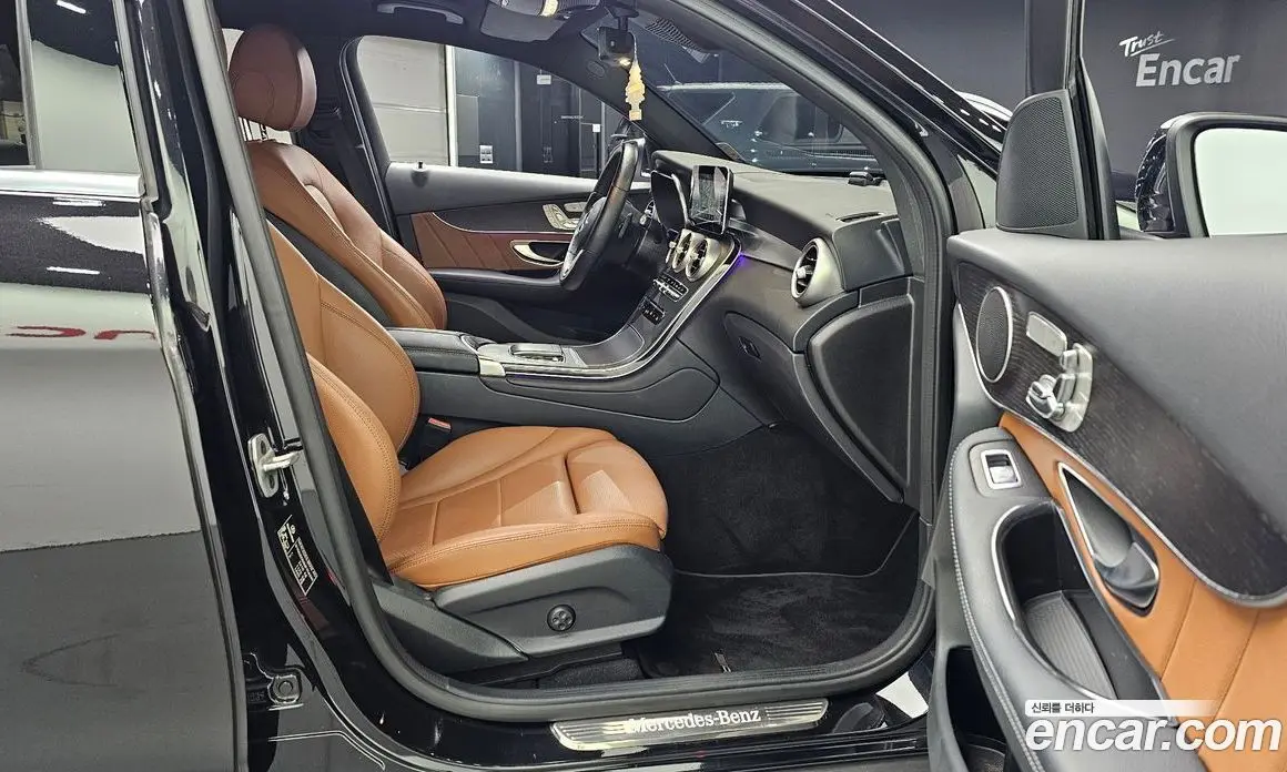 Mercedes-Benz GLC-Class 2021 2.0 автомат (гидро), фото 17