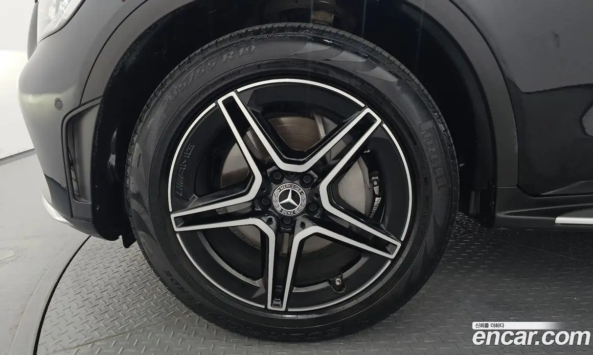 Mercedes-Benz GLC-Class 2022 2.0 автомат (гидро), фото 4