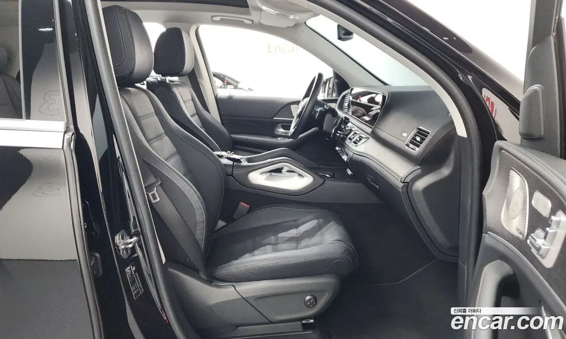 Mercedes-Benz GLE-Class 2024 3.0 автомат (гидро), фото 16