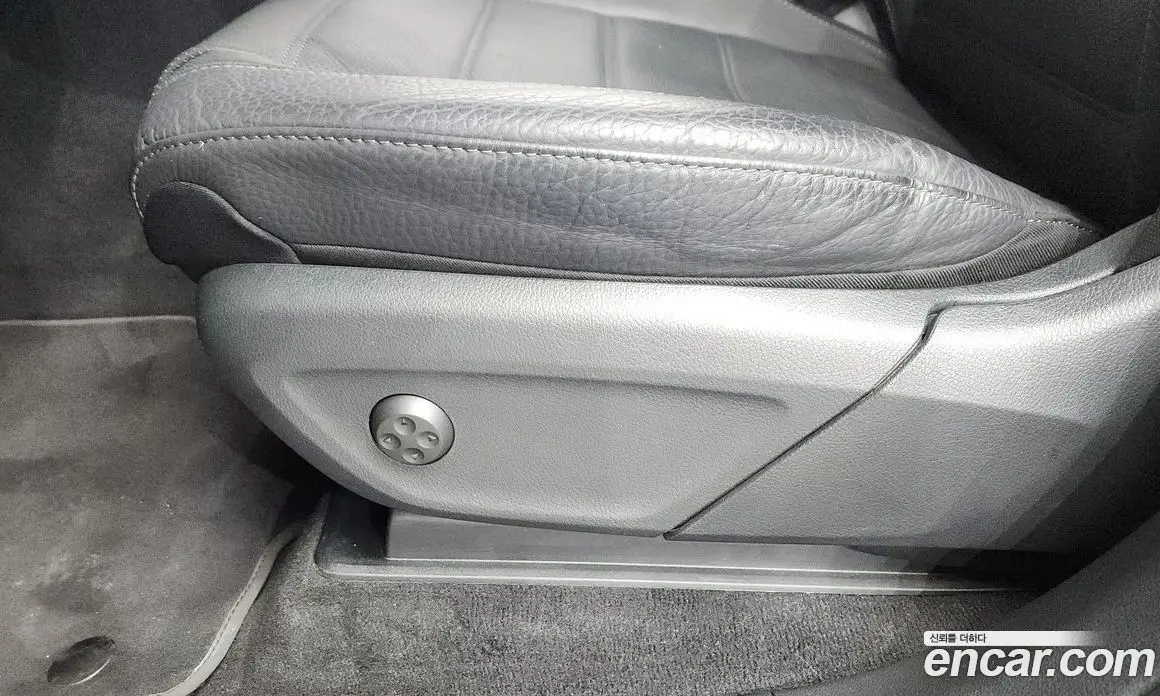 Mercedes-Benz GLE-Class 2024 3.0 автомат (гидро), фото 31