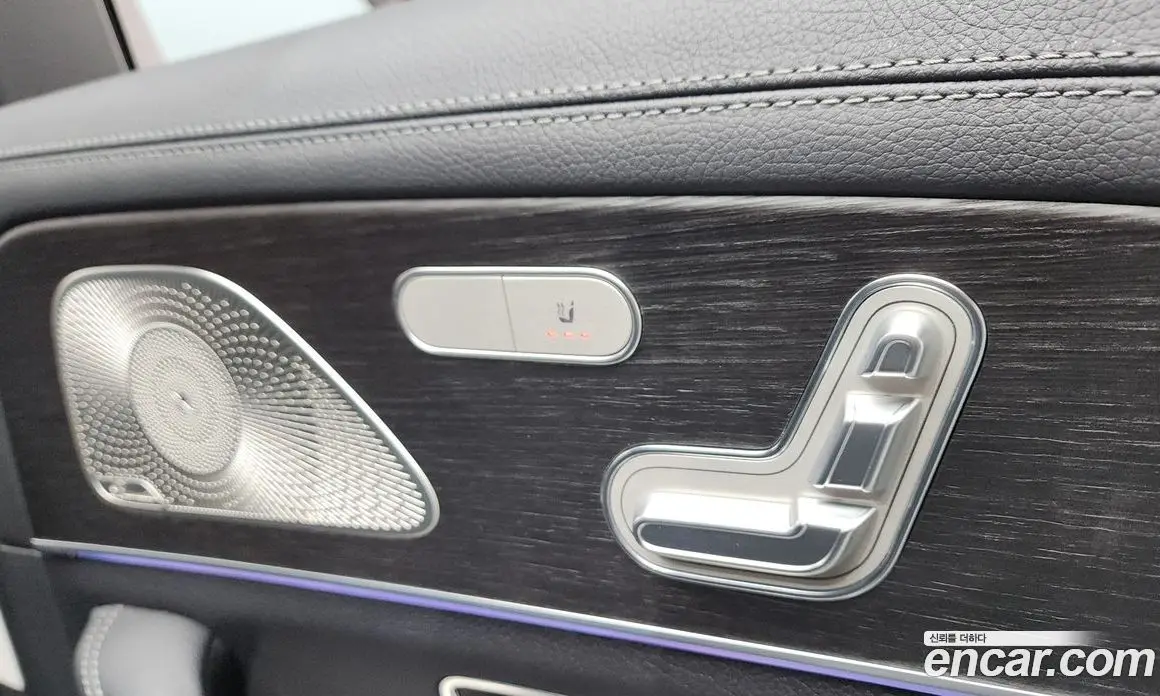 Mercedes-Benz GLE-Class 2024 3.0 автомат (гидро), фото 38