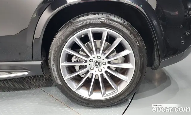 Mercedes-Benz GLE-Class 2024 3.0 автомат (гидро), миниатюра 7