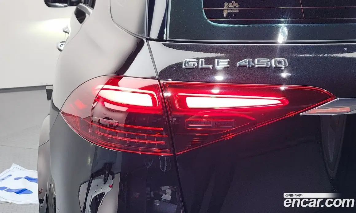 Mercedes-Benz GLE-Class 2024 3.0 автомат (гидро), фото 9