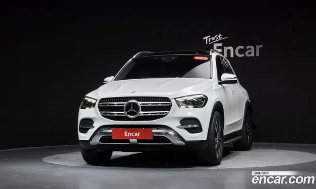 Mercedes-Benz GLE-Class 2024 2.0 автомат (гидро), миниатюра 2