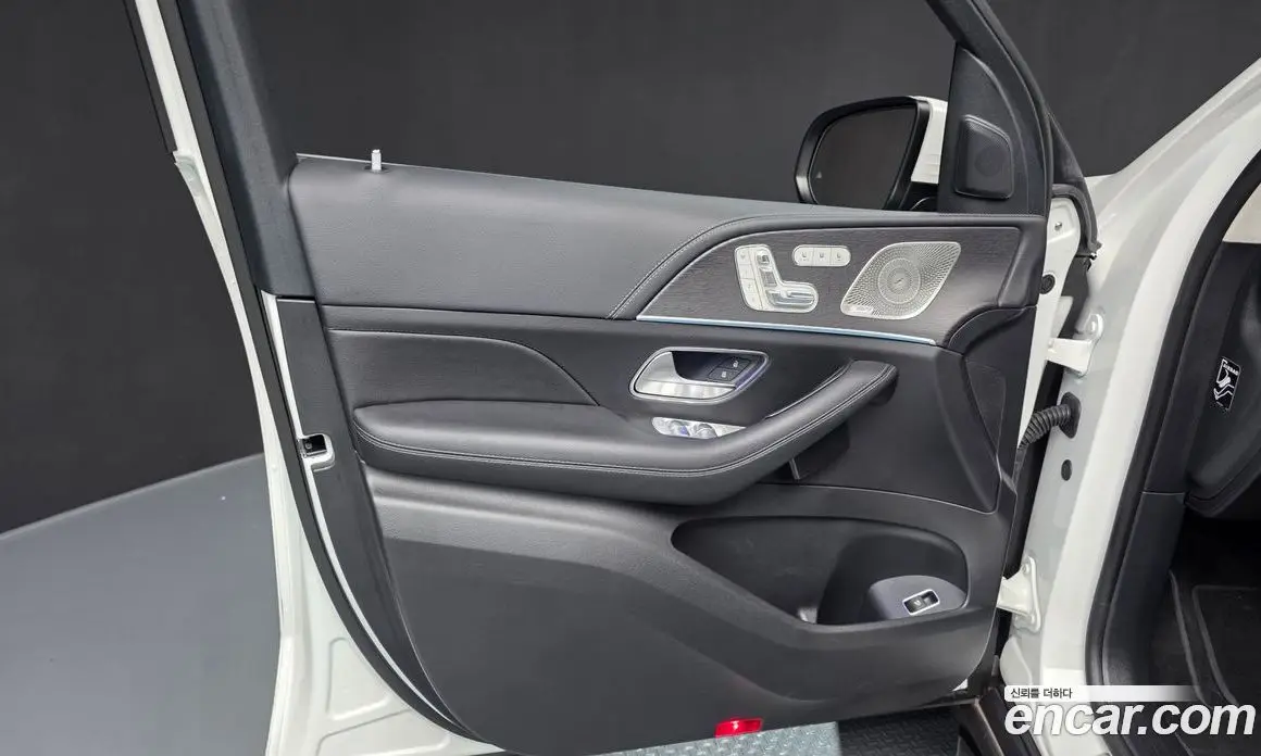 Mercedes-Benz GLE-Class 2024 2.0 автомат (гидро), фото 13