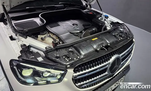 Mercedes-Benz GLE-Class 2024 2.0 автомат (гидро), миниатюра 5