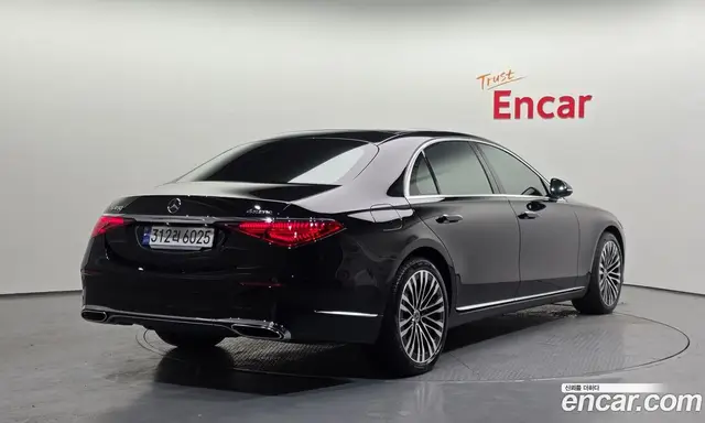 Mercedes-Benz S-Class 2023 3.0 автомат (гидро), миниатюра 2