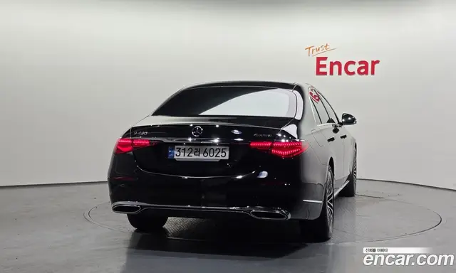 Mercedes-Benz S-Class 2023 3.0 автомат (гидро), миниатюра 4