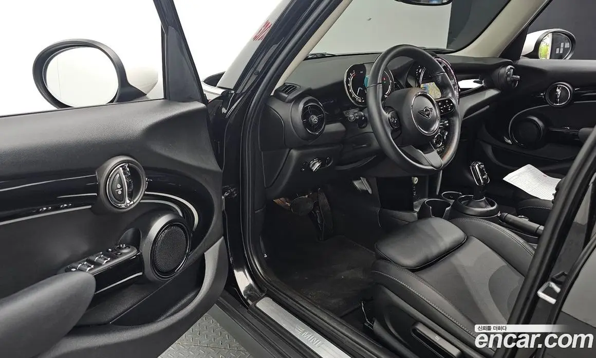 Mini Cooper 2022 1.5 автомат (гидро), фото 17