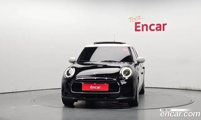 Mini Cooper 2022 1.5 автомат (гидро), миниатюра 3