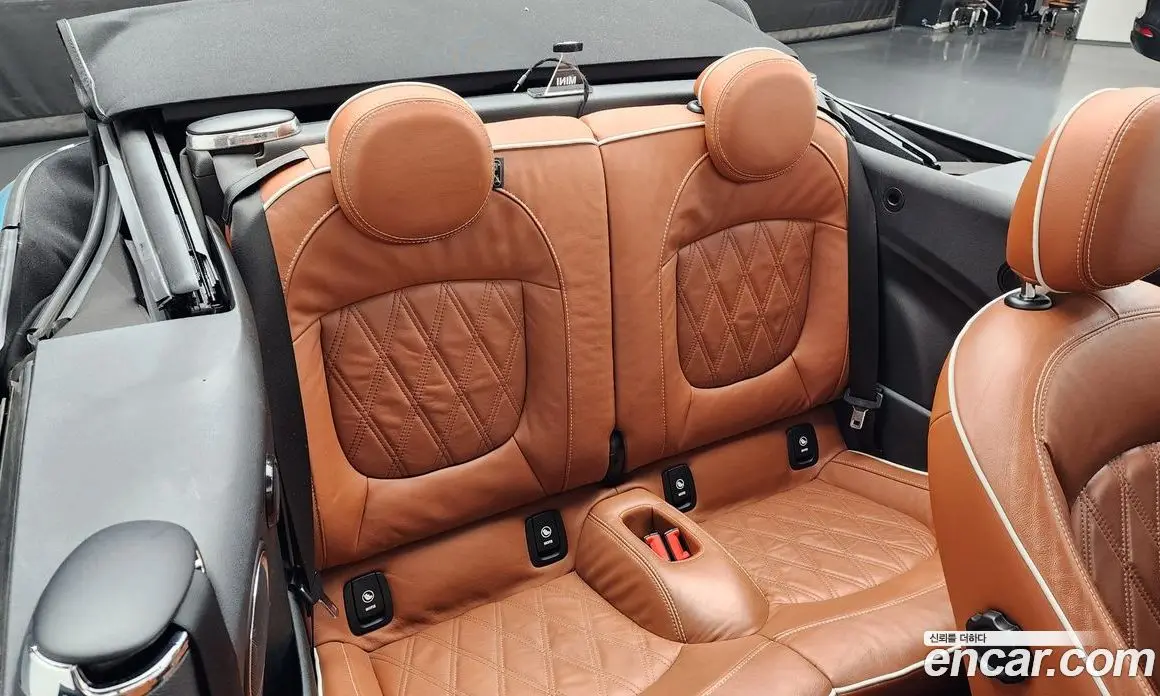 Mini Cooper Convertible 2016 2.0 автомат (гидро), фото 11
