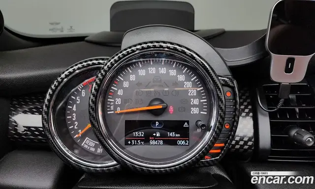 Mini Cooper Convertible 2016 2.0 автомат (гидро), миниатюра 8