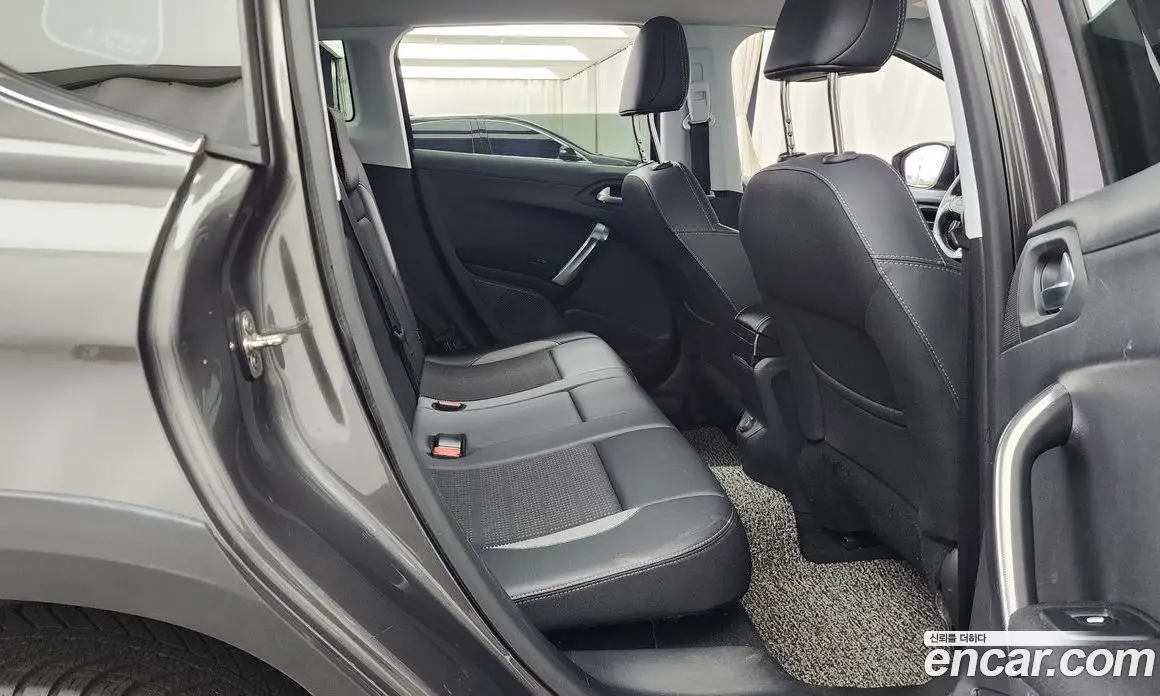 Peugeot 2008 2019 1.5 автомат (гидро), фото 18
