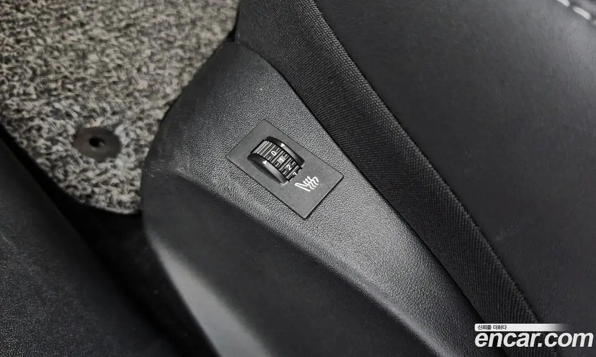 Peugeot 2008 2019 1.5 автомат (гидро), фото 25
