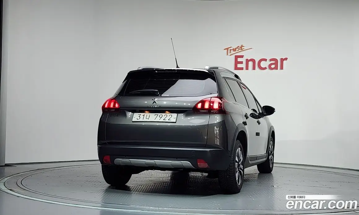 Peugeot 2008 2019 1.5 автомат (гидро), фото 4