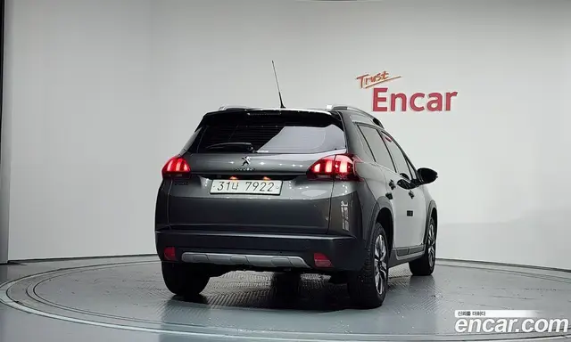 Peugeot 2008 2019 1.5 автомат (гидро), миниатюра 4