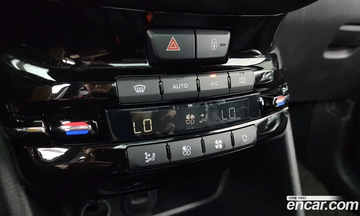Peugeot 2008 2019 1.5 автомат (гидро), фото 31