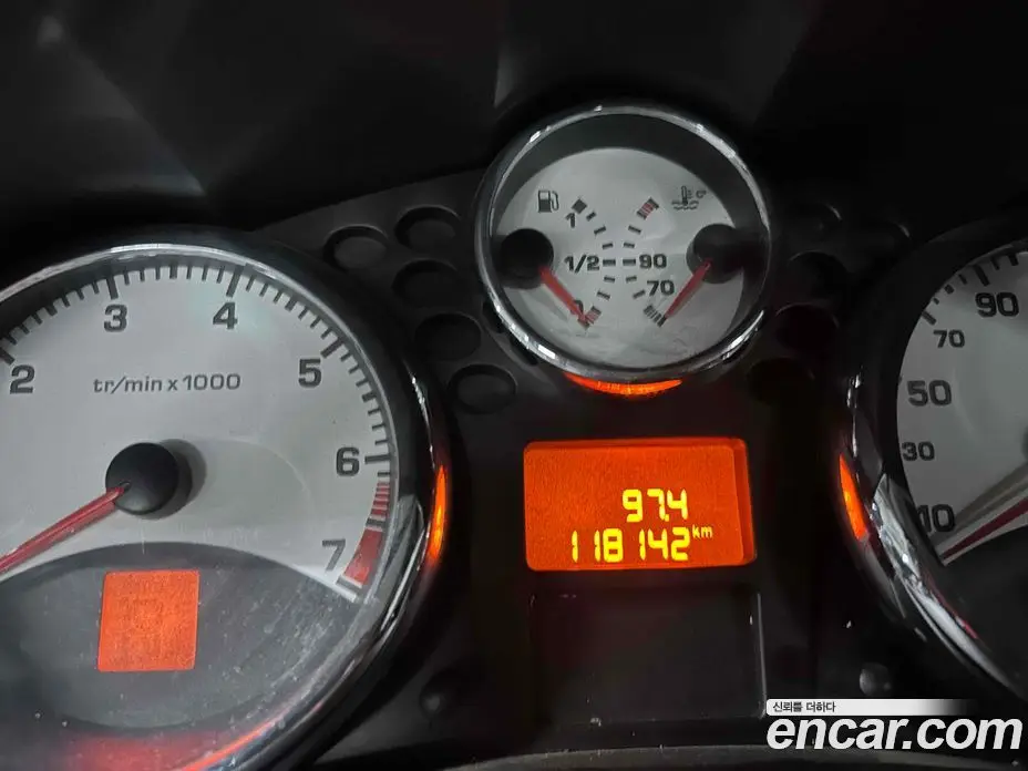 Peugeot 207 2011 1.6 автомат (гидро), фото 16